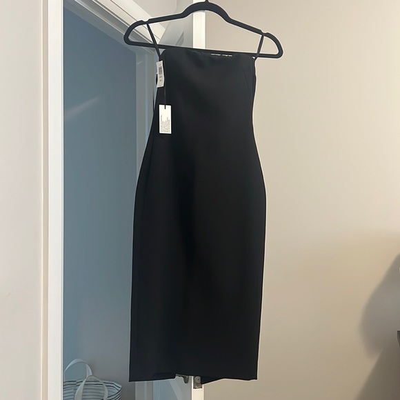 Aritzia - Brees Dress - Strapless black - WITH TAGS - Picture 1 of 2